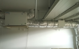 Czy układy przeciwzamrożeniowe wpływają na realną sprawność centrali?