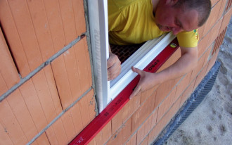 Na jakim etapie zakończyć budowę domu przed zimą?