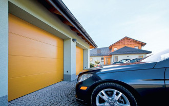 Bramy garażowe z napędem