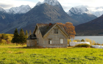 W testamencie dziadek zapisał cały dom mojej siostrze. Czy mam szansę na udział w spadku?