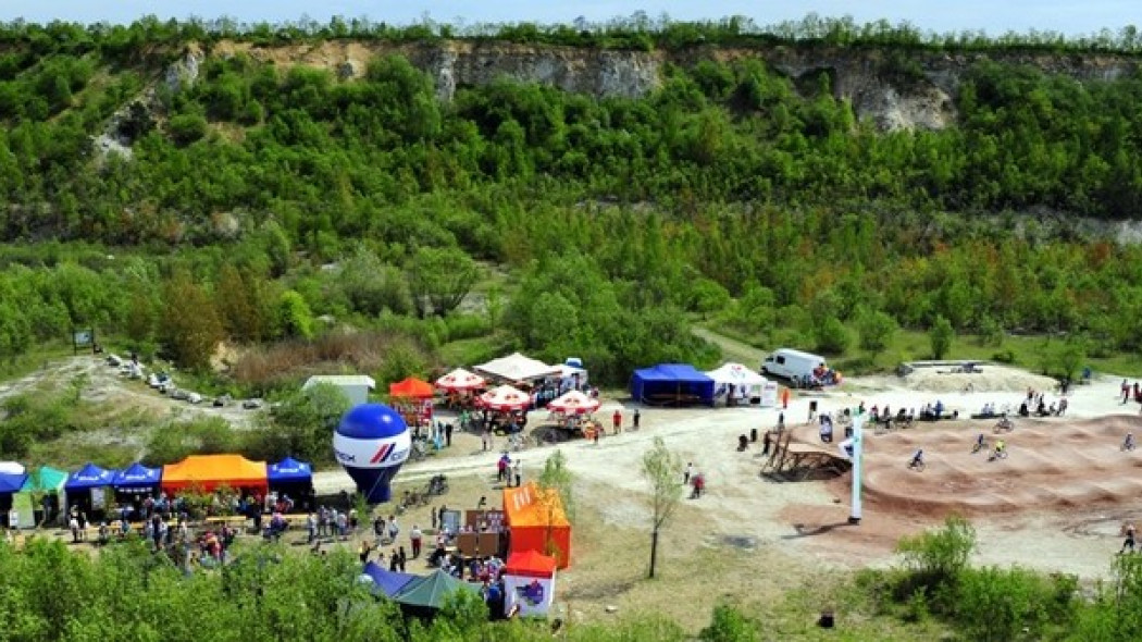 Wyrobisko Lipówka w Rudnikach należące do CEMEX Polska zyskało drugie życie