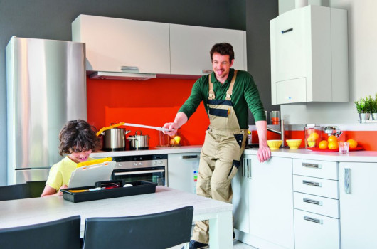 Jakie urządzenia i dlaczego są polecane do modernizacji źródła ciepła w domu jednorodzinnym?