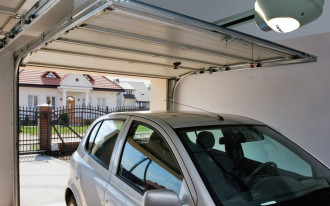 Wymiana bramy garażowej