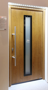 Na stoisku Hörmanna obejrzeć można było nowe wzory aluminiowych i stalowych drzwi wejściowych