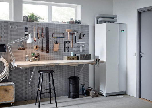 Powietrzna pompa ciepła NIBE w domu jednorodzinnym