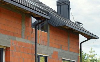 Rynny i akcesoria dachowe