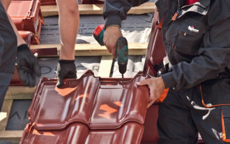 Jak zadbać o szczelność dachu?