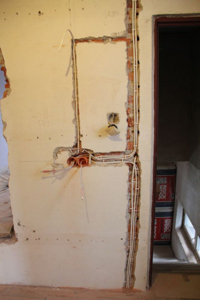 Łączniki oświetlenia instaluje się niżej niż kiedyś