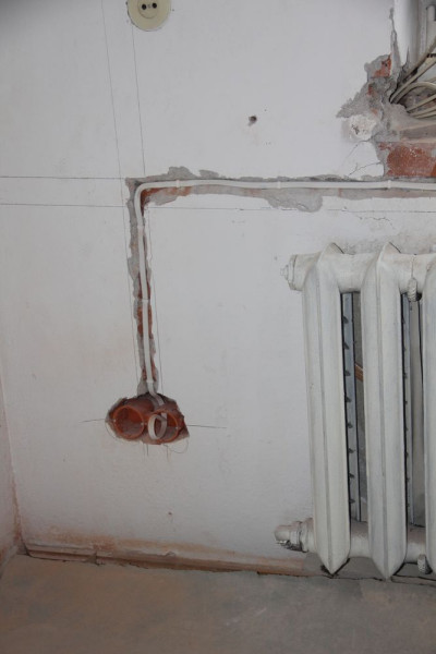 Gniazda w pokojach powinny być 30 cm nad posadzką