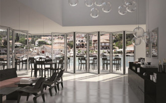 Uwolnij przestrzeń - drzwi składano-przesuwne Schüco ASS 80 FD.HI