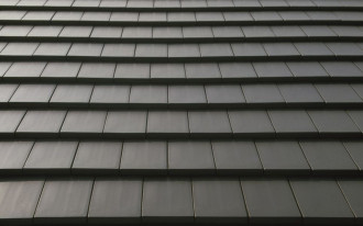 Dachówki ceramiczne płaskie - nowoczesność tkwi w prostocie