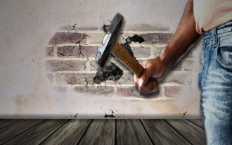 Czy potrzebuję pozwolenia na budowę, gdy chcę przebudować ścianę zewnętrzną mojego domu?