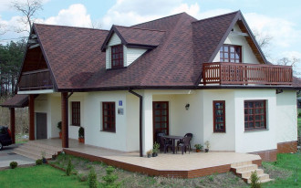 Konstrukcja dachu, pokrycia i rynny - Zwieńczenie budynku