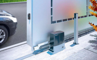 Siłownik do bram przesuwnych BULL8 OM