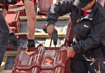 Wymiana pokrycia dachu i orynnowania, montaż okna dachowego