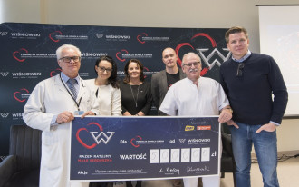 Pół miliona złotych od firmy WIŚNIOWSKI na ratowanie życia dzieci