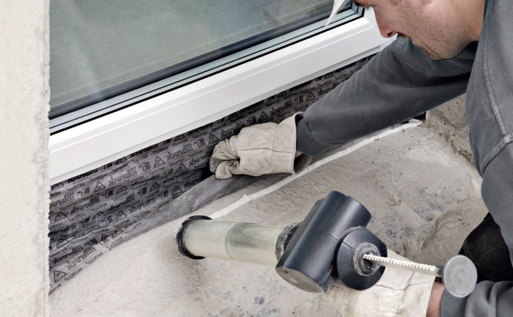 Warstwowy montaż okien