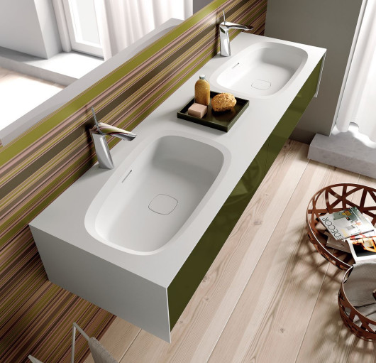 Eleganckie umywalki Outline z odpornego tworzywa Duralight®