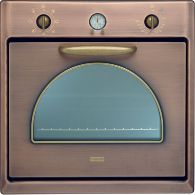 Stylowy piekarnik wielofunkcyjny Country CM 65 M CO z systemem zabezpieczającym drzwi przed nagrzewaniem