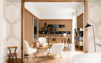 Bursztynowy odcień Spiced Honey kolorem roku 2019