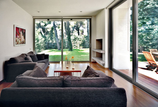 Okucia wielkoformatowych drzwi przesuwnych