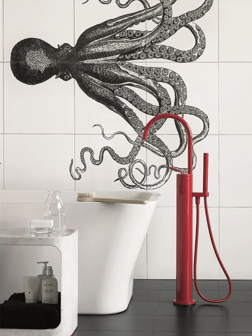 Bateria wannowa - model stojący, w kolorze czerwonym