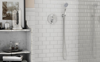 Jakie są zalety łazienkowych baterii podtynkowych?