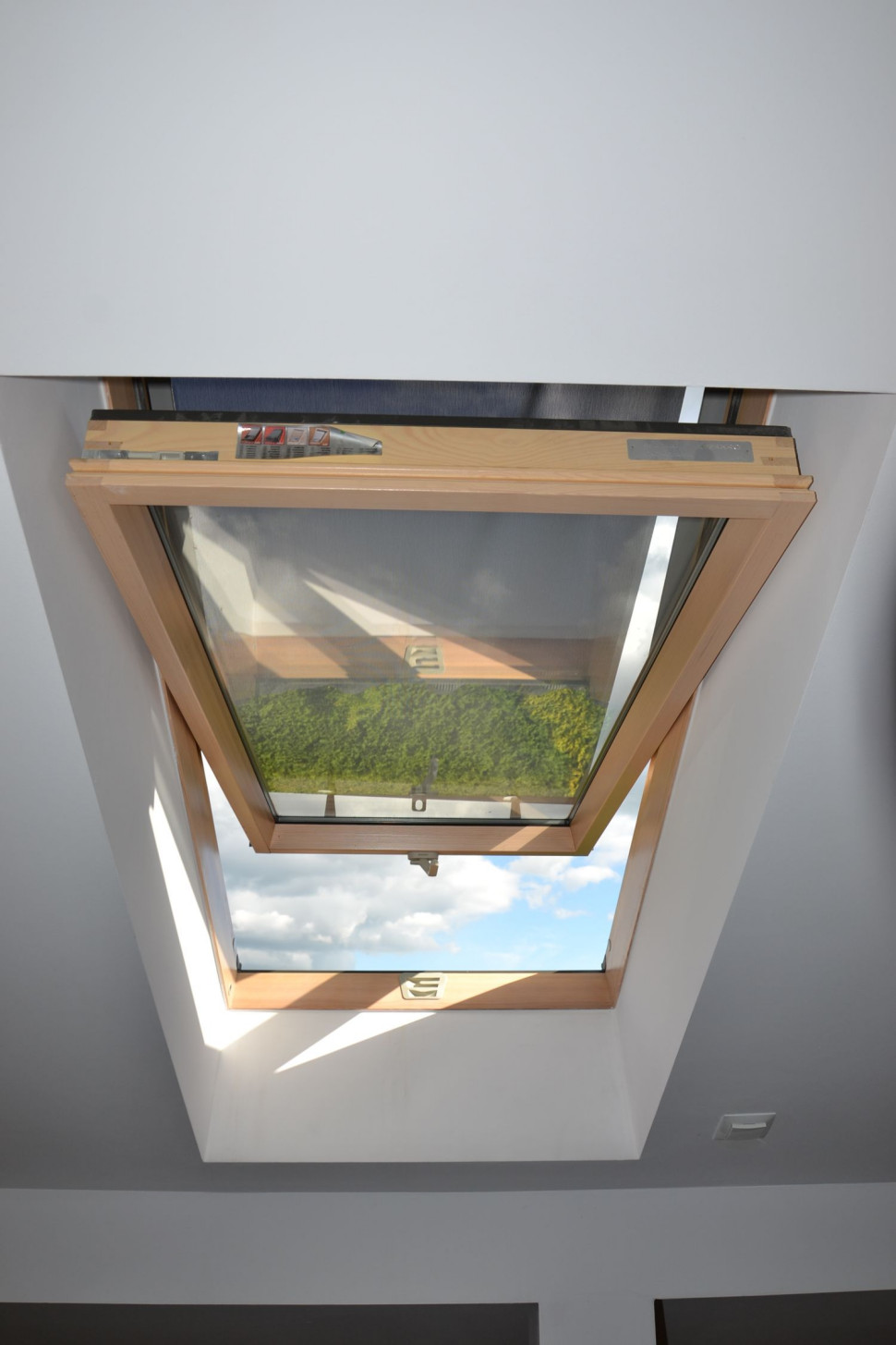 Markiza nie przeszkadza przy uchylaniu okna