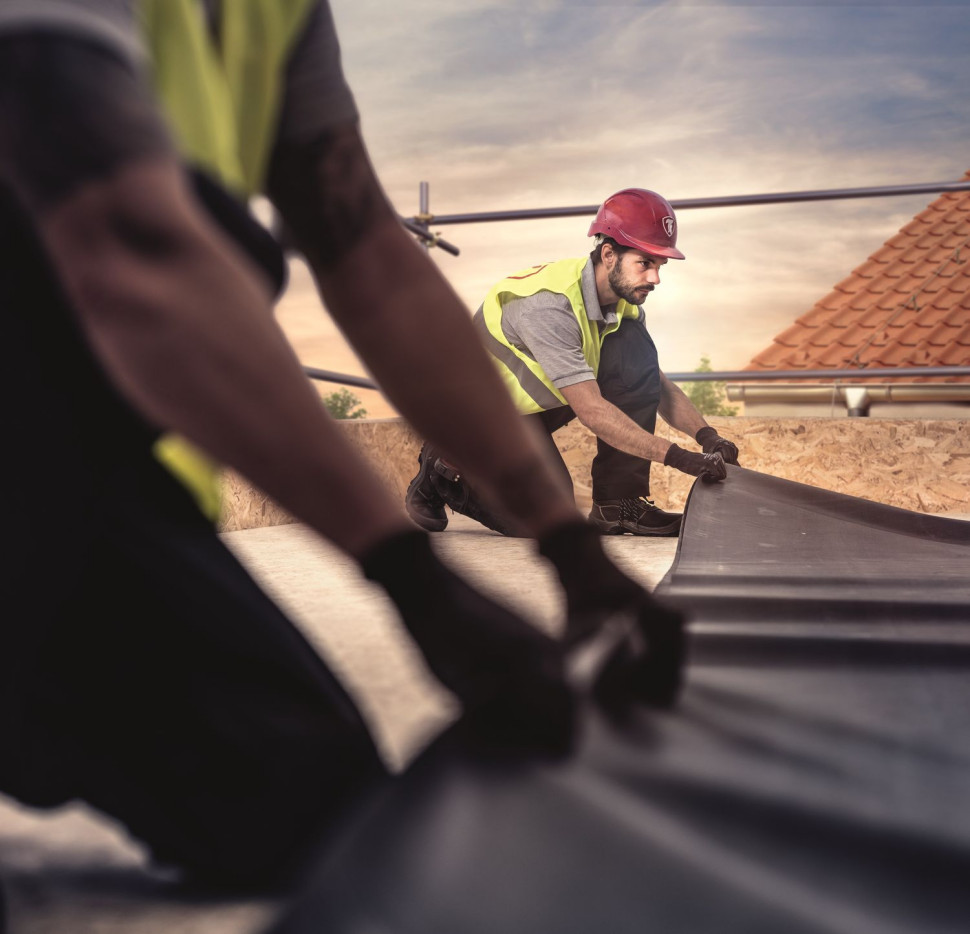 Nakładanie membrany EPDM