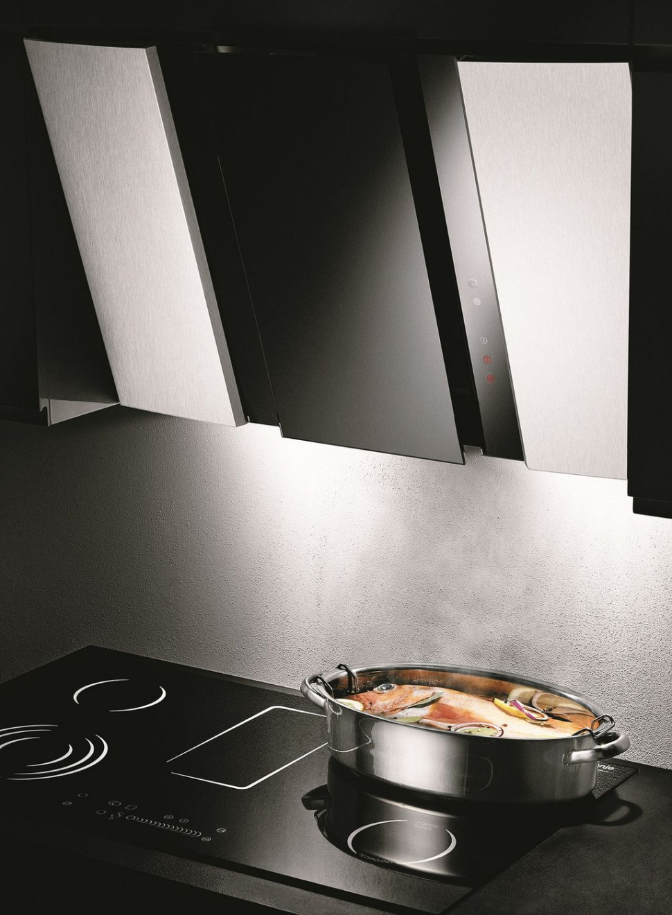 Okap powinien być podłączony do oddzielnego przewodu wentylacyjnego