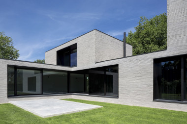 Cegły klinkierowe na elewacji