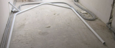 Składamy i sklejamy całą pętlę klejem systemowym.