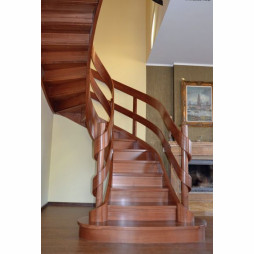 Schody wewnętrzne dębowe