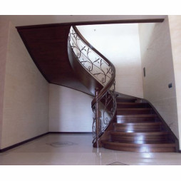 Schody drewniane zabiegowe