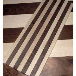 Parkiet z lamelek dębu wędzonego i grabu