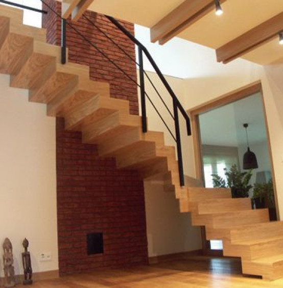 Schody wewnętrzne zabiegowe