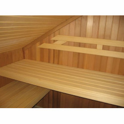 Sauna cedrowa na poddaszu