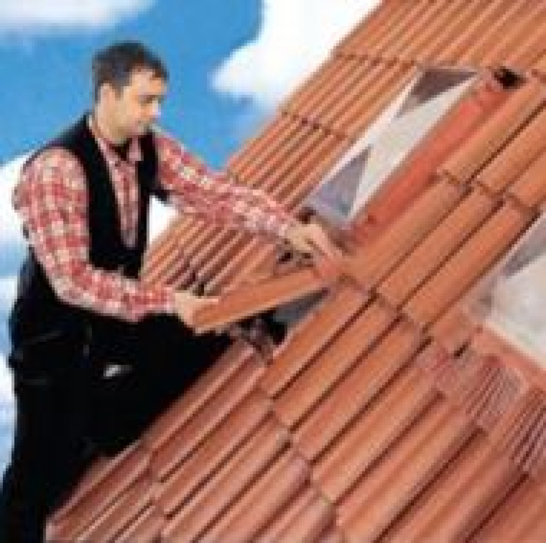 Wyłaz dachowy – niezbędny element na dachu 