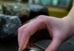 Jak uzyskać najlepszy efekt oświetlenia w ogrodzie?