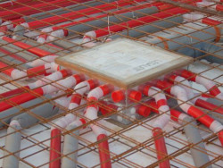 Jednostka centralna do rozprowadzania powietrza w fundamencie LEGALETT