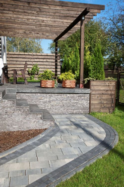 Pierwsze wrażenie możemy zrobić tylko raz – a szarość, która stanowi esencję elegancji, jest do tego stworzona.