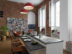 Wzorując się na aranżacjach Franke możemy się przekonać, że nowoczesne, minimalistyczne urządzenia AGD komponują się z wnętrzem w dowolnym stylu