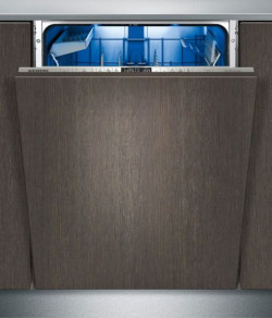 Zmywarkę speedMatic można opisać w trzech słowach: inteligentna, wydajna i oszczędna