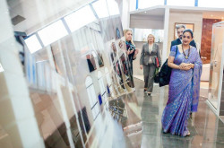 Ambasador Indii z wizytą w zakładzie produkcyjnym Grupy Paradyż