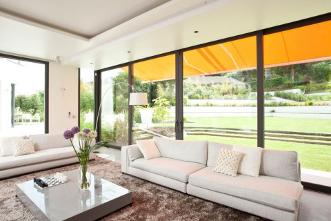 Zdalnie sterowane markizy firmy Somfy