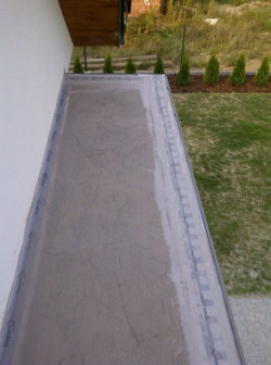 Montaż okładzin ceramicznych na balkonie