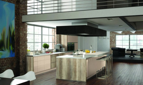 Oferta meblowych płyt laminowanych spółki Kronopol powiększyła się o dwie nowe kolekcje - Symfonię DĄB oraz &quot;Nowości 2014&quot;, zawierające łącznie 21 dekorów.