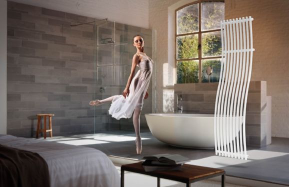 Zatrzymaj chwilę, imia - smukła linia