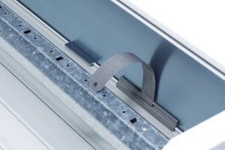 Kątownik blokujący roletę zewnętrzną firmy Anwis