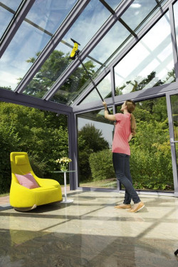 Firma Kärcher wprowadziła na rynek nowe urządzenie myjkę do okien WV 50